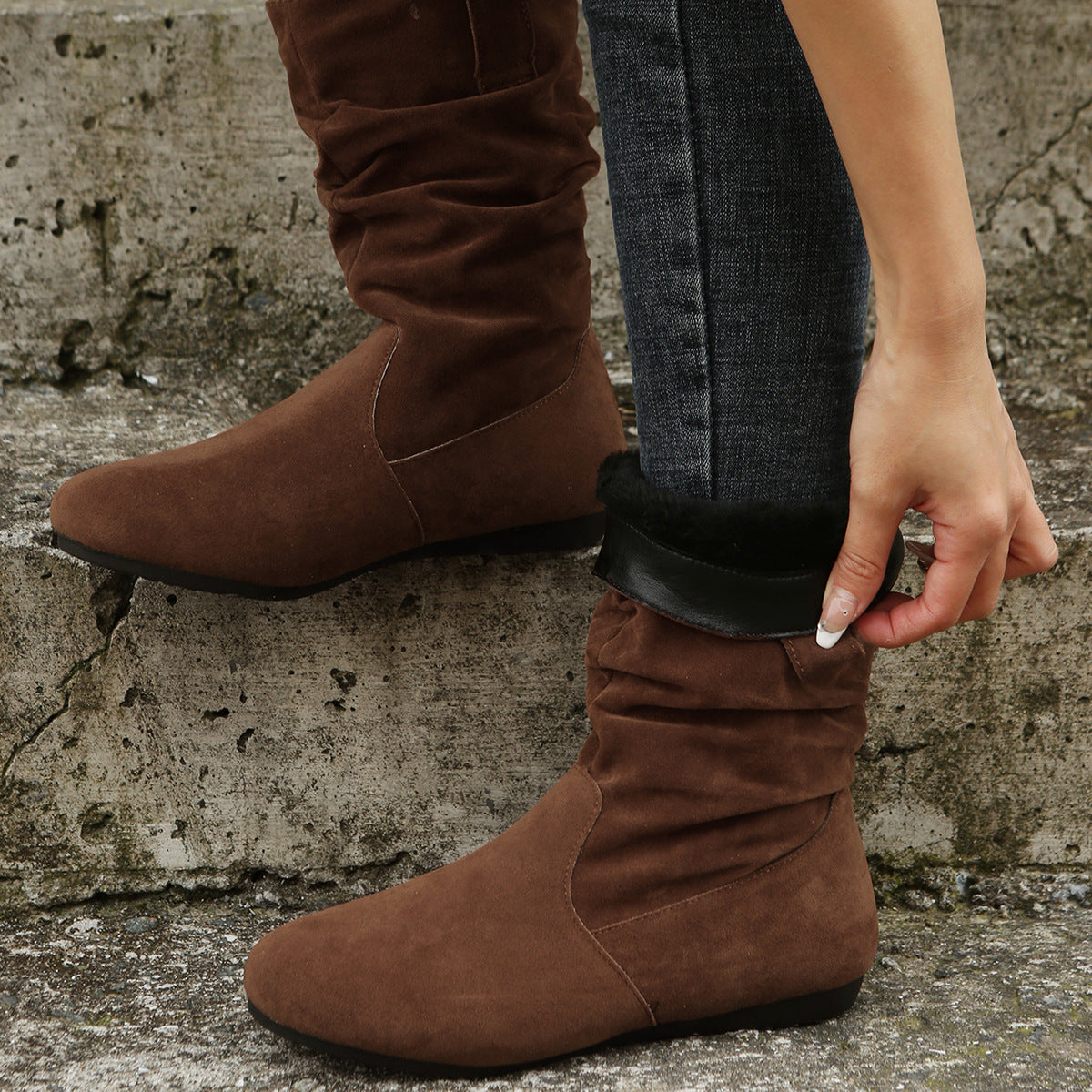 Round Toe Flat Winter Boots